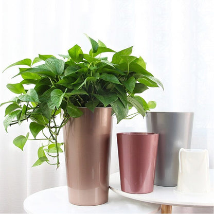 Indoor plastic flowerpot decoration